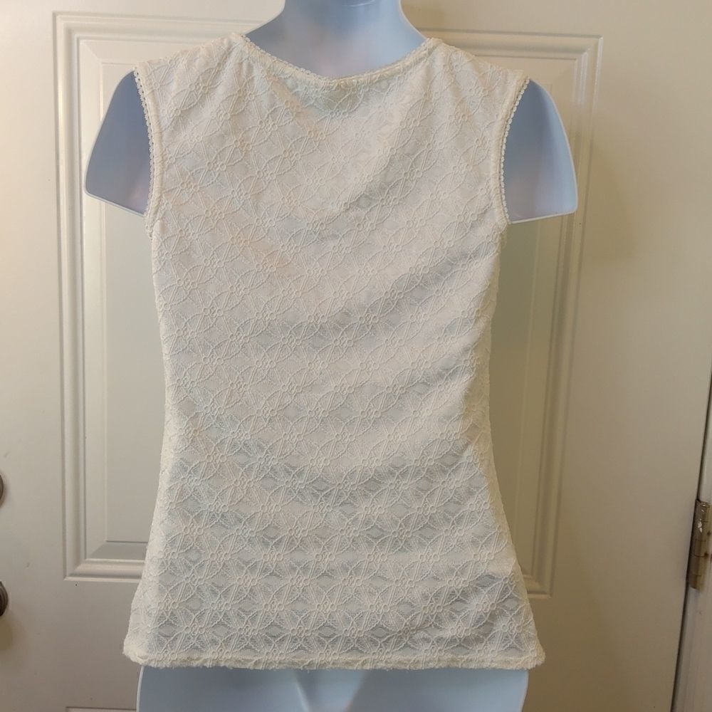 Wrapper White lace fully lined tank top - Picture 6 of 8